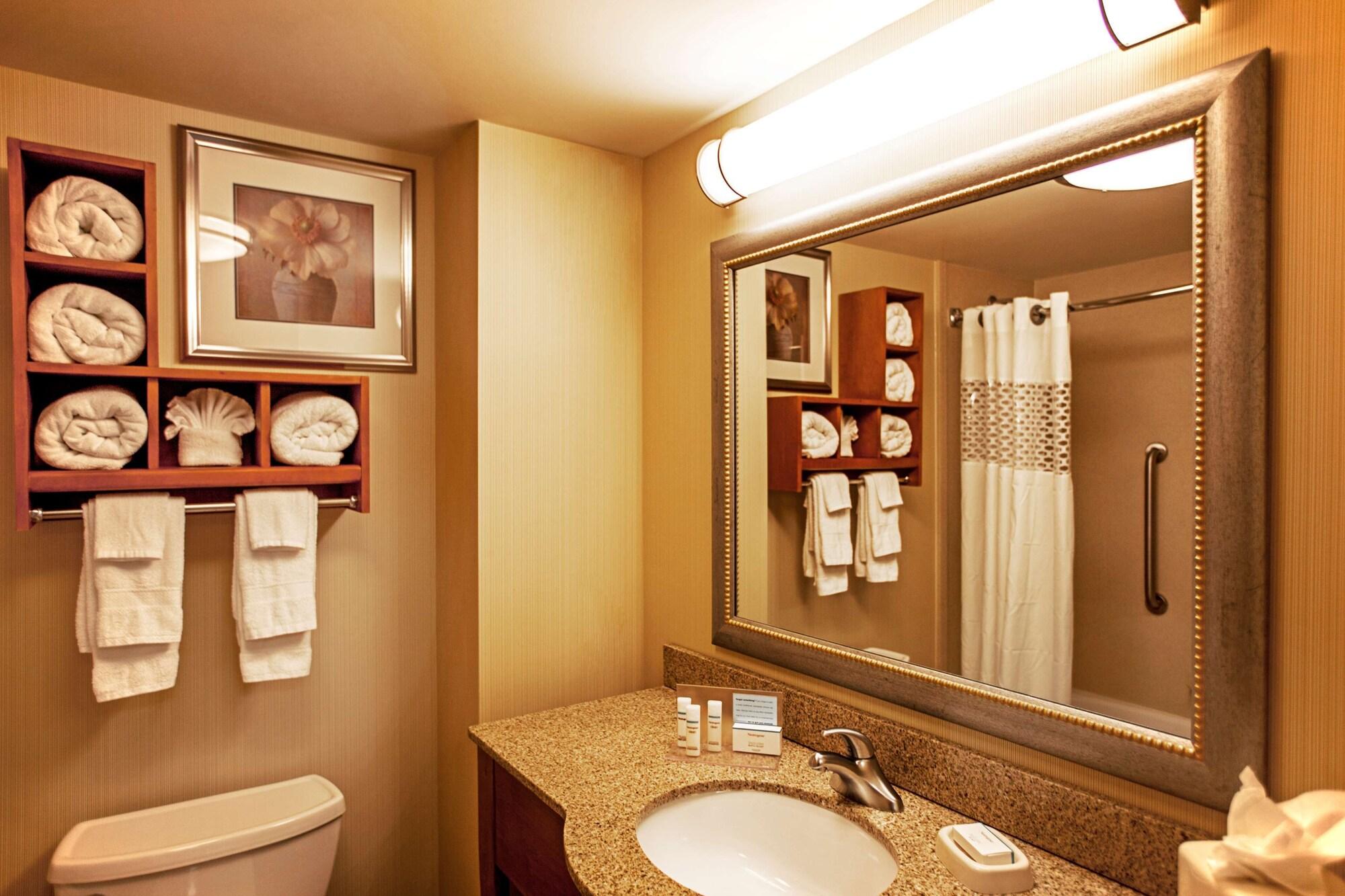 Hampton Inn New York - Laguardia Airport Zewnętrze zdjęcie