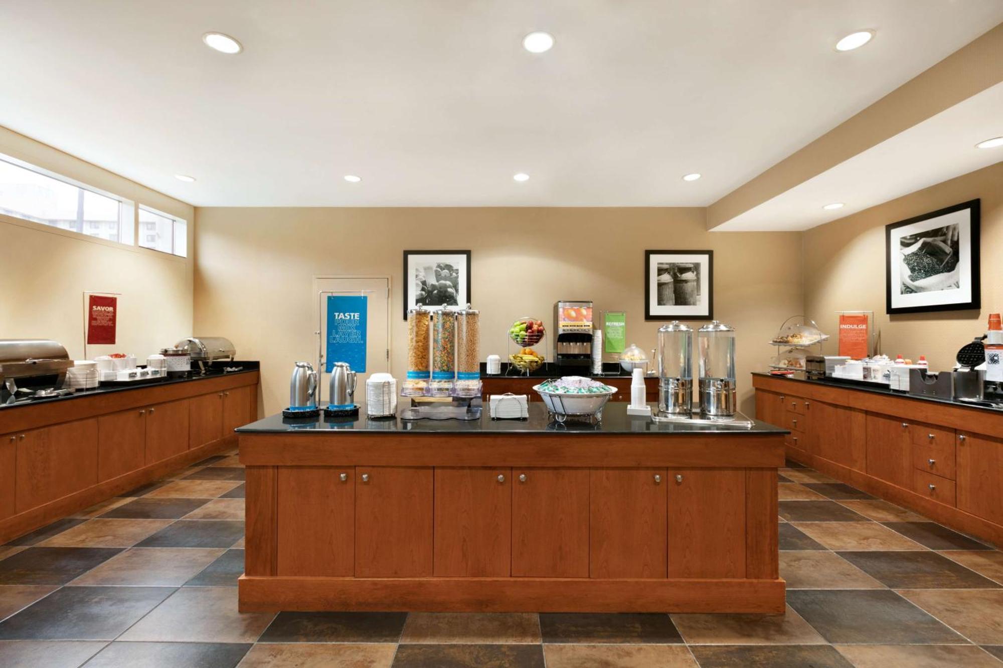 Hampton Inn New York - Laguardia Airport Zewnętrze zdjęcie