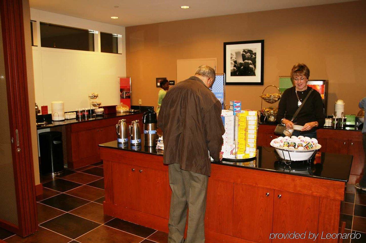 Hampton Inn New York - Laguardia Airport Zewnętrze zdjęcie
